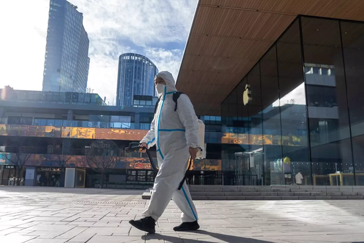 兩位「鍾南山」，一位的士司機，論盡新冠