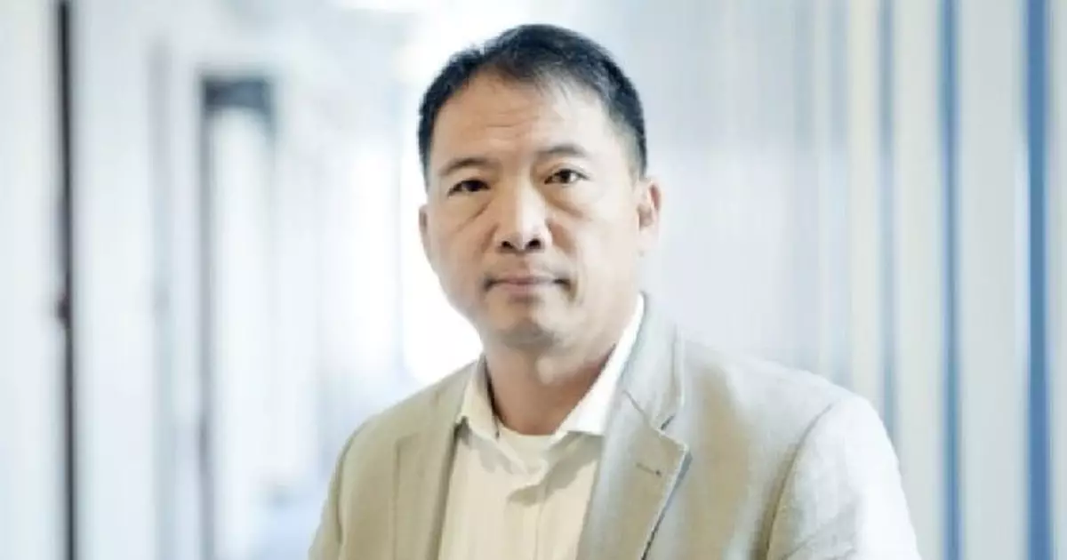 前民主黨主席胡志偉出獄後赴英　英媒報道一度被扣希斯路機場