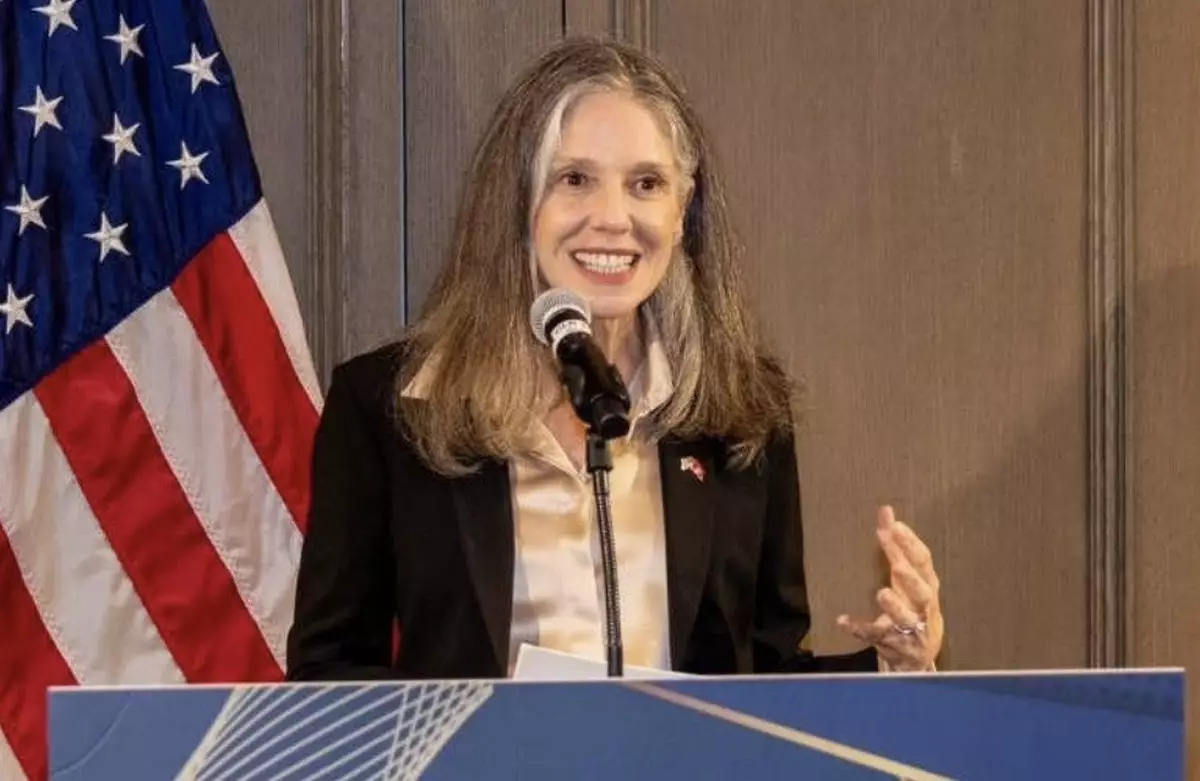 美方需要恪守國際外交準則 — 伊珠麗履新風波事件的三大錯誤