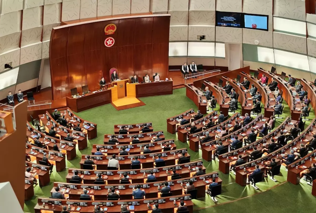 立會選舉競爭激烈 優質民主迸發活力