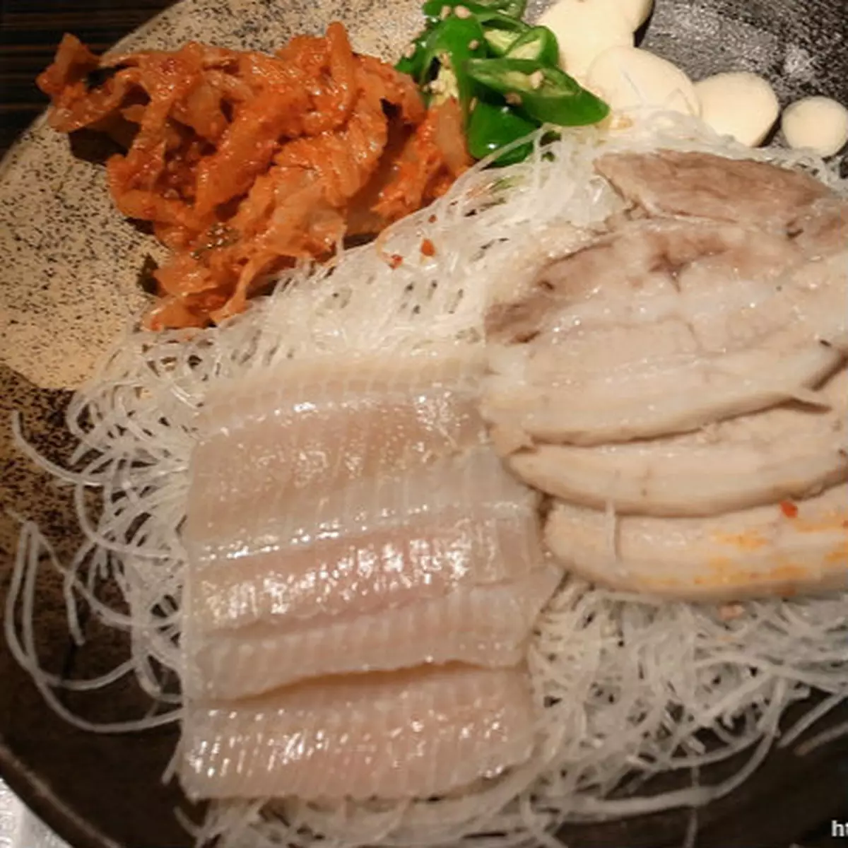 揭秘南韓最臭美食洪魚膾