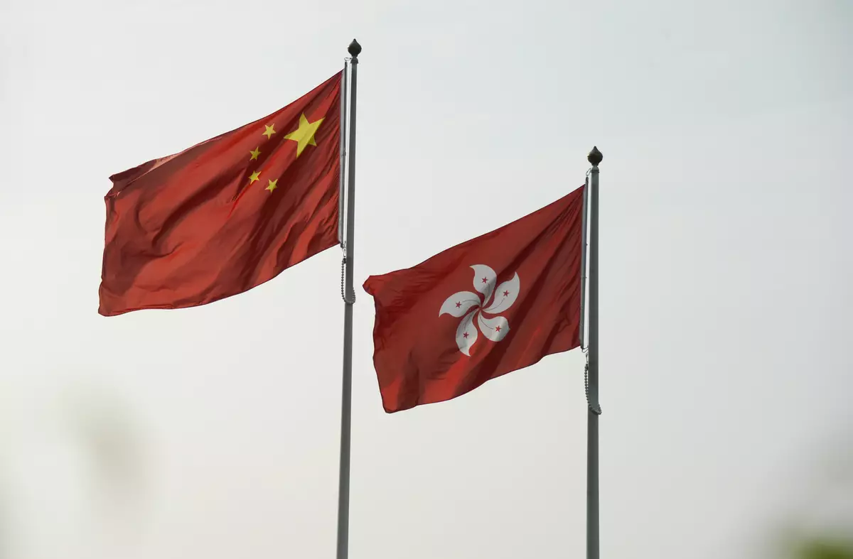 聯合聲明簽署30年李鵬飛:白皮書難薦港人