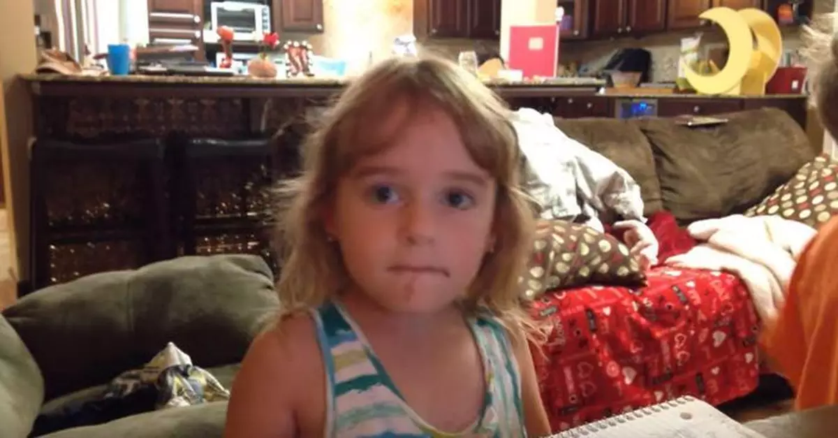 醜到「搵窿捐」