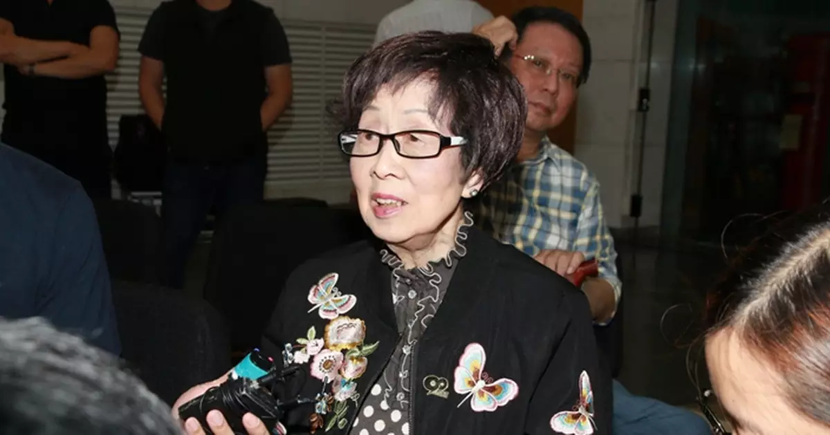 廣播界殿堂李我96歲住老人院 太太蕭湘頻撲照顧
