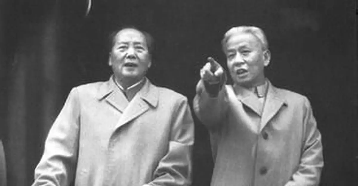 劉少奇為何要槍斃毛澤東秘書葉子龍