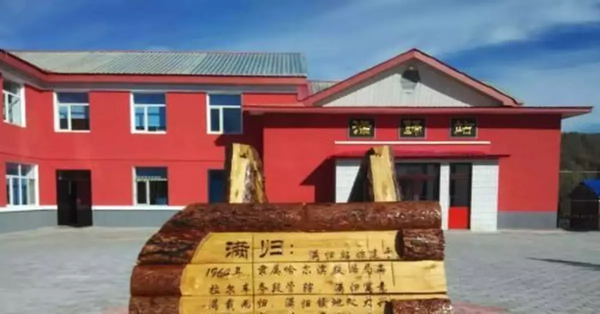 4182次普客：為一個人停車的冷極慢火車