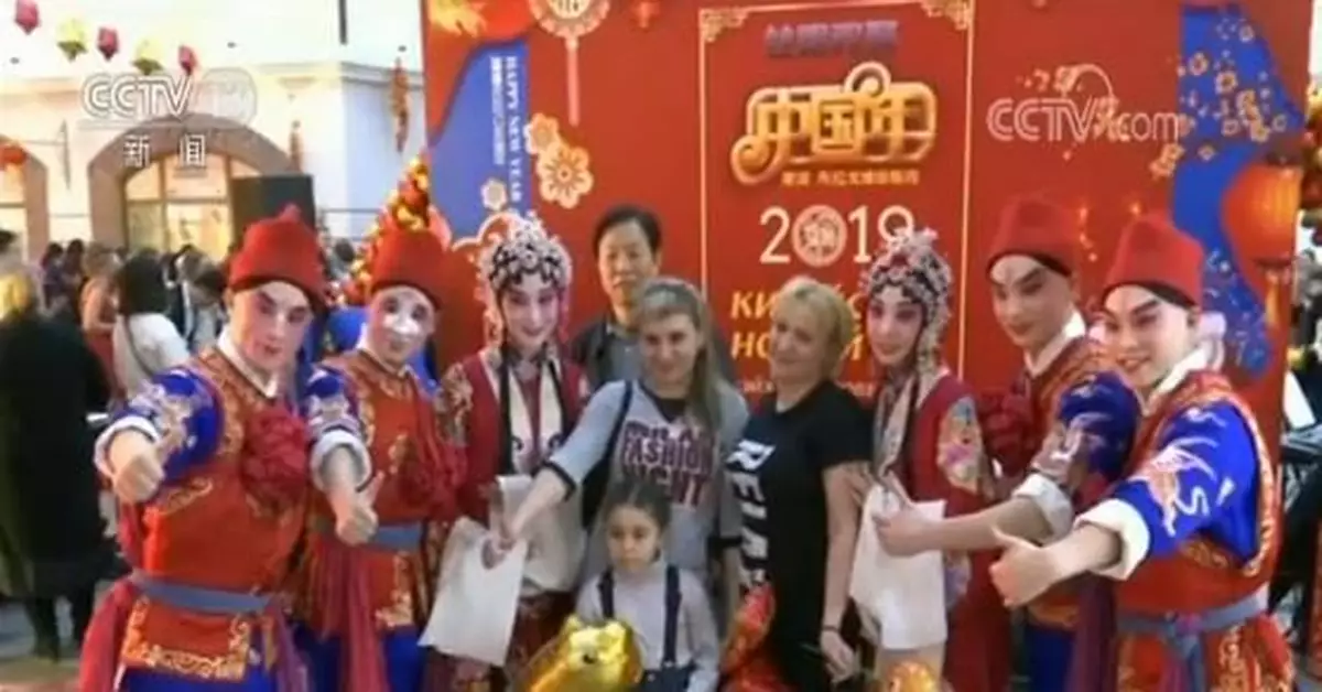 除夕近 各地活動豐富年味十足