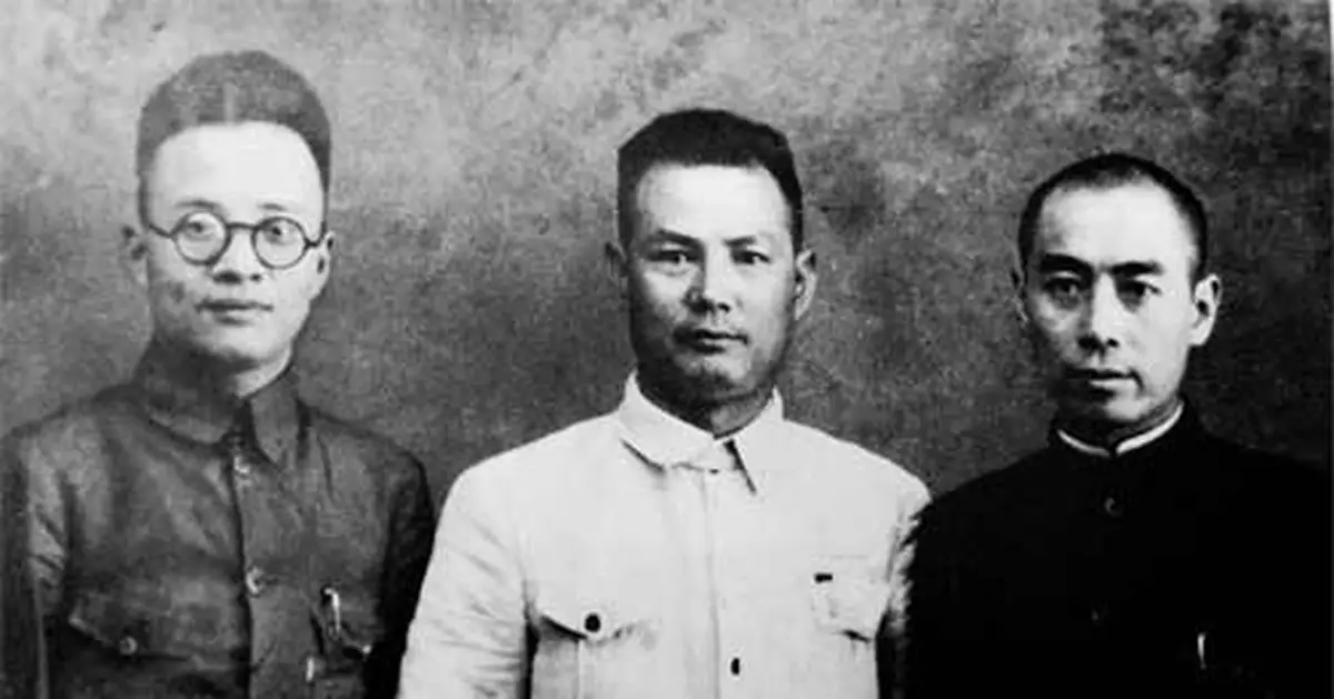 周恩來與葉劍英的52年：扶持見證生死之交