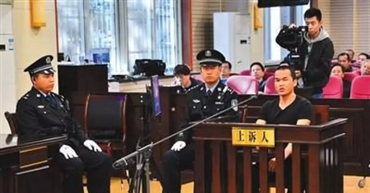 張扣扣:像行屍走肉不由自主地捅人 法庭結果都接受