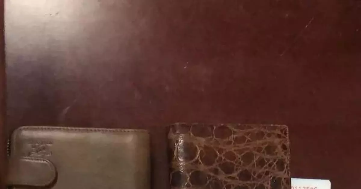 乘客落下包 公交司機打開發現現金和2160萬元借條