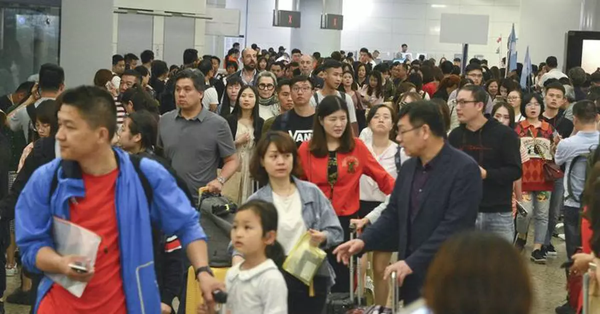 10月起回鄉證「升呢」港澳居民可享逾30項公共服務