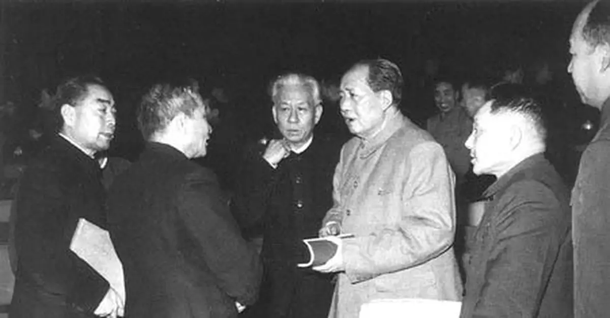 大變局：1962年毛澤東表面民主，實則「釣魚」？