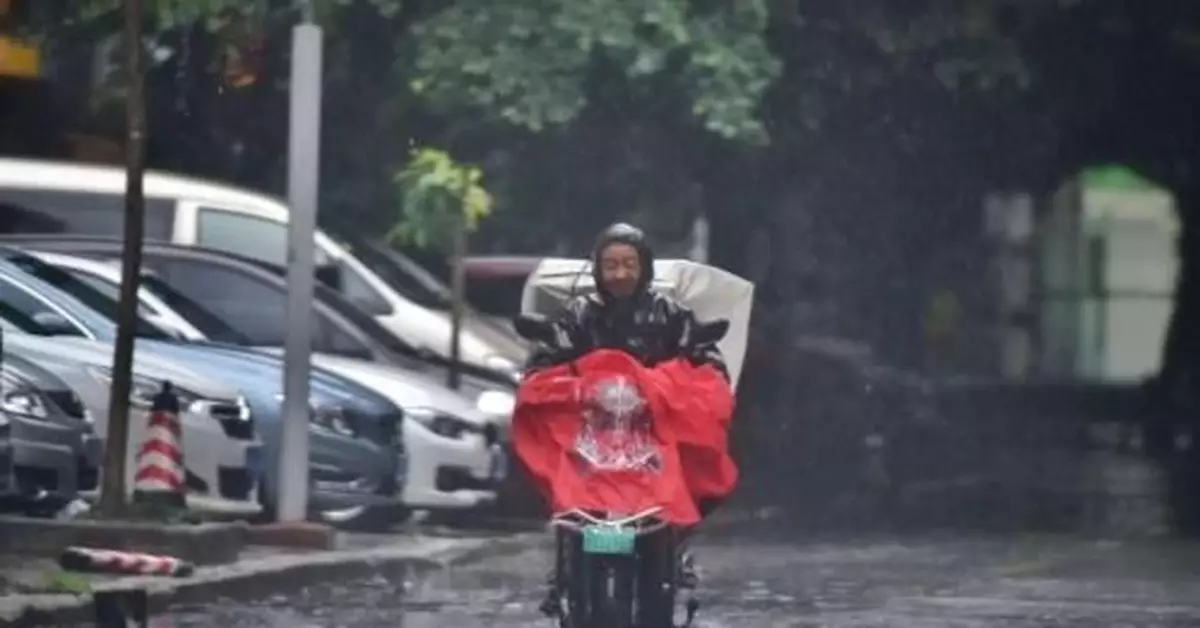 冷空氣+暴雨+雷暴大風 「五一」過後 天氣有點虐…
