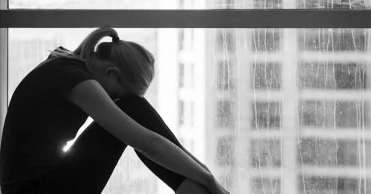 小學六年級少女獻身狼師27次 自責投海輕生