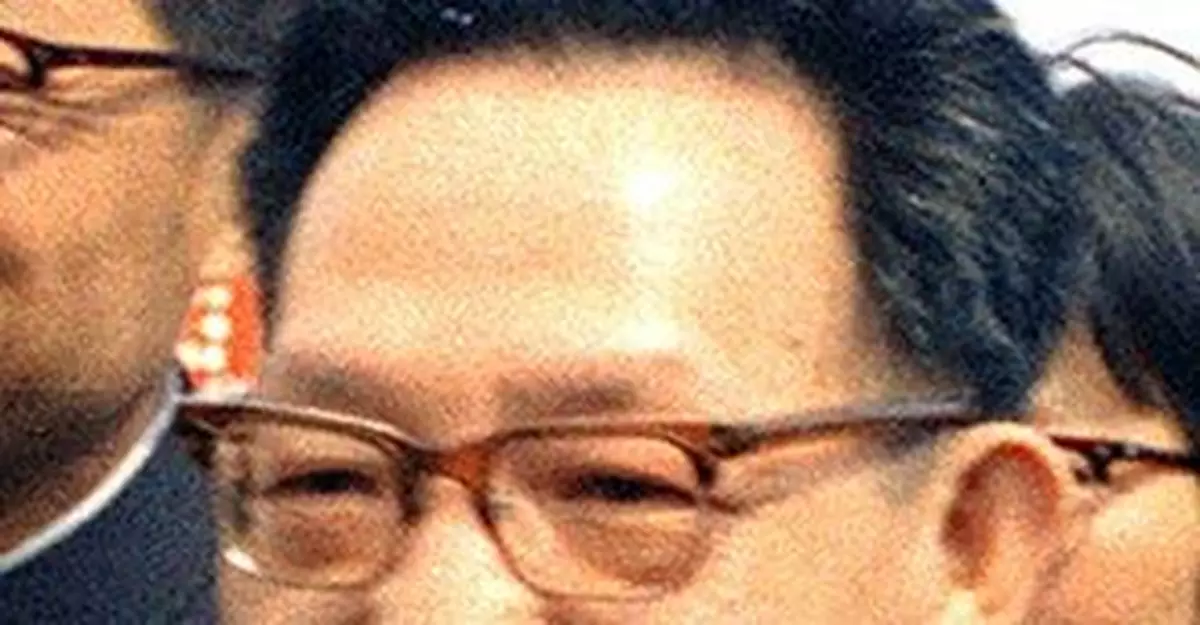 陳丕顯談張春橋發跡：拍馬屁還有一套「理論」