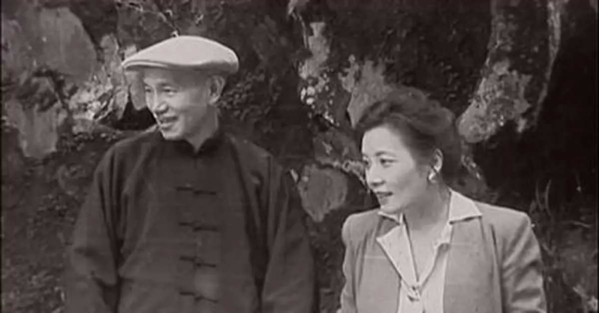 宋美齡在美國紅杏出牆，蔣介石帶兵捉姦