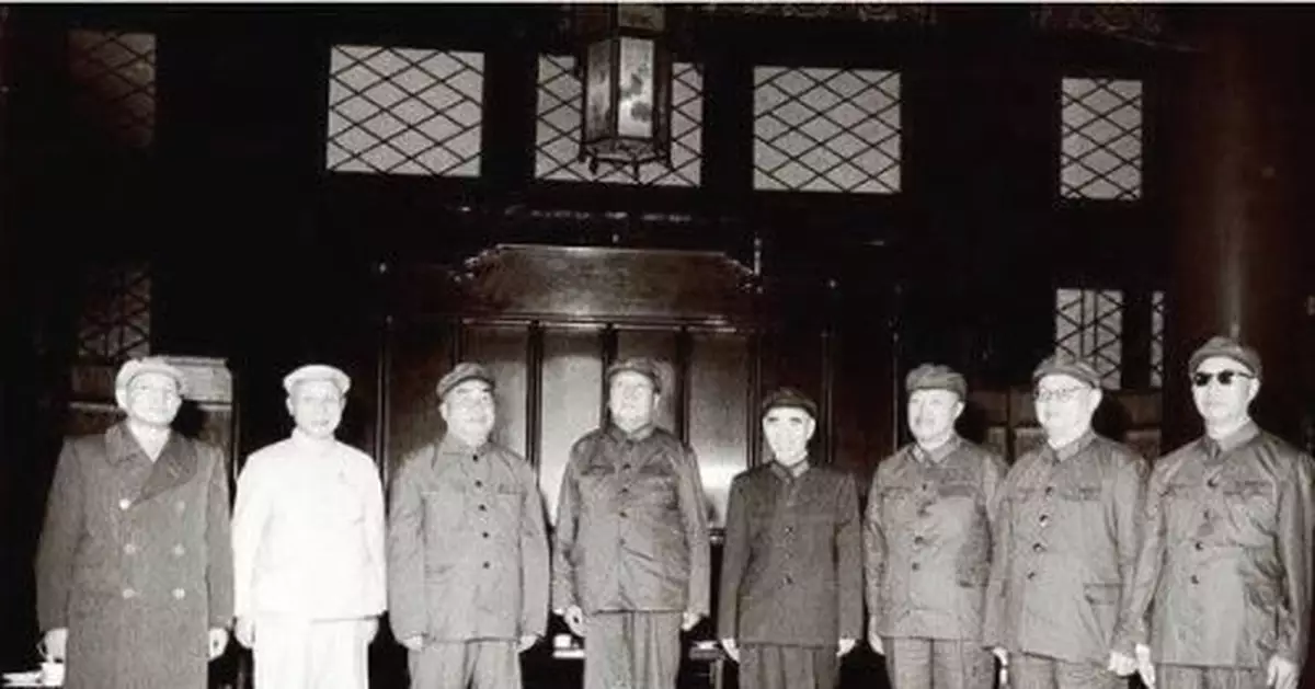 盤點毛澤東起五任中央軍委主席治軍「大動作」