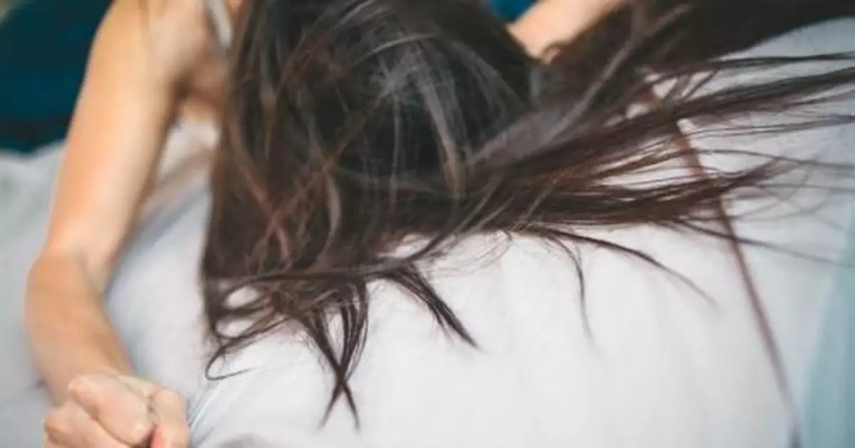 異地戀情侶狂愛愛 她一句話成怨婦