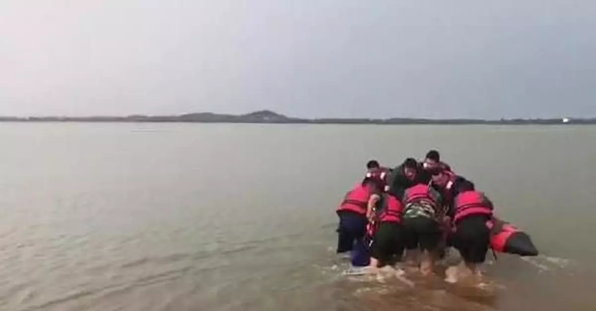 江西南昌一龍舟訓練遇暴風雨側翻 27人落水全獲救