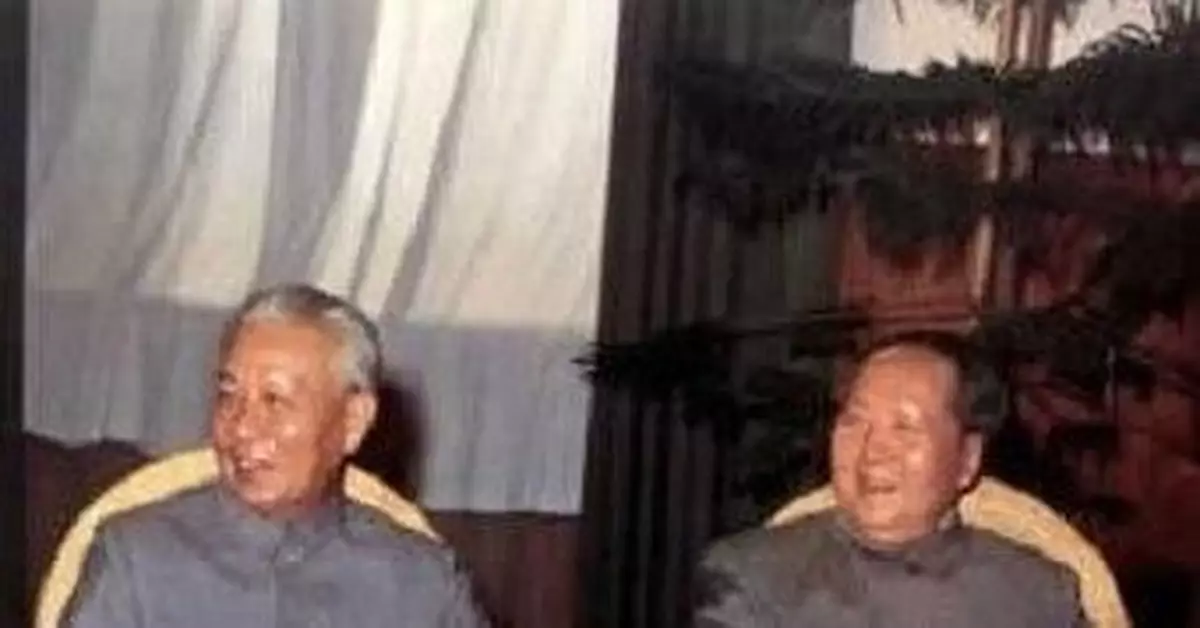 「文革」初的激烈鬥爭:劉少奇與康生兩派互相拍桌子