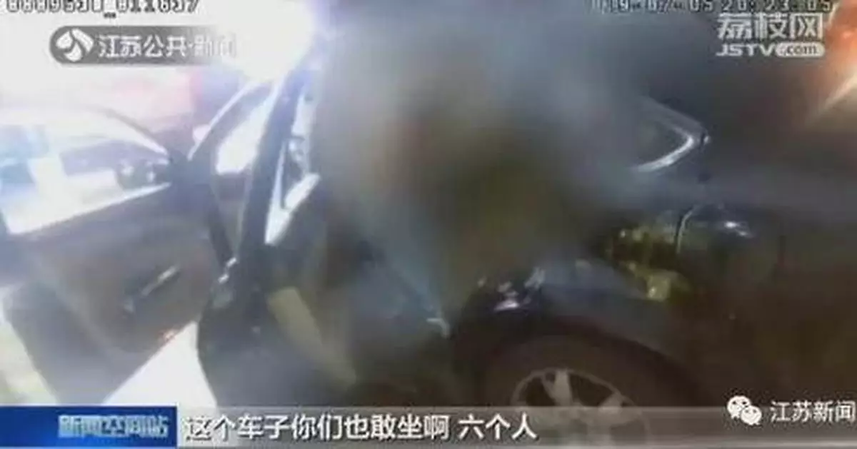 這塑料家長，連交警都看不下去了