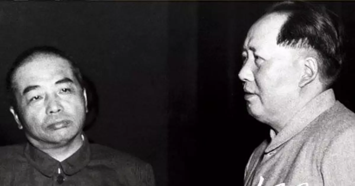 兩百米林蔭道，隔出了毛澤東與彭德懷鬥爭的歷史悲劇