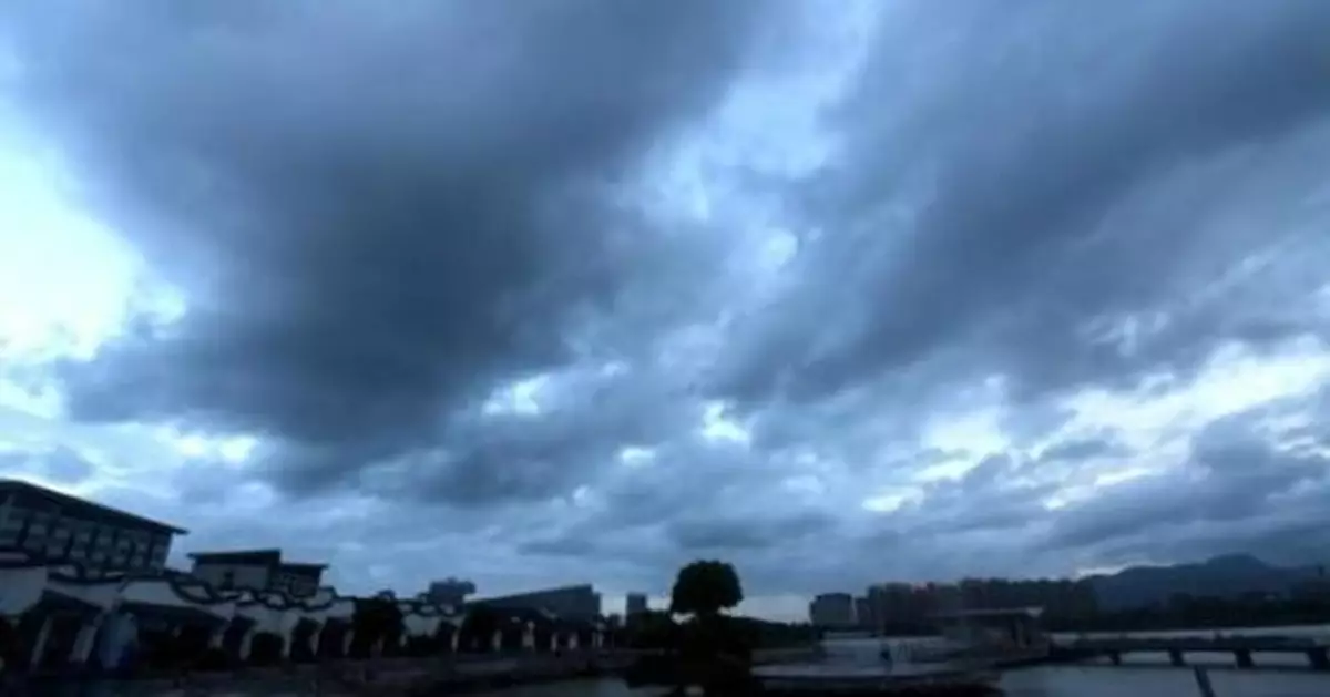 福建防範颱風逾2萬人撤離上岸 14170艘漁船進港