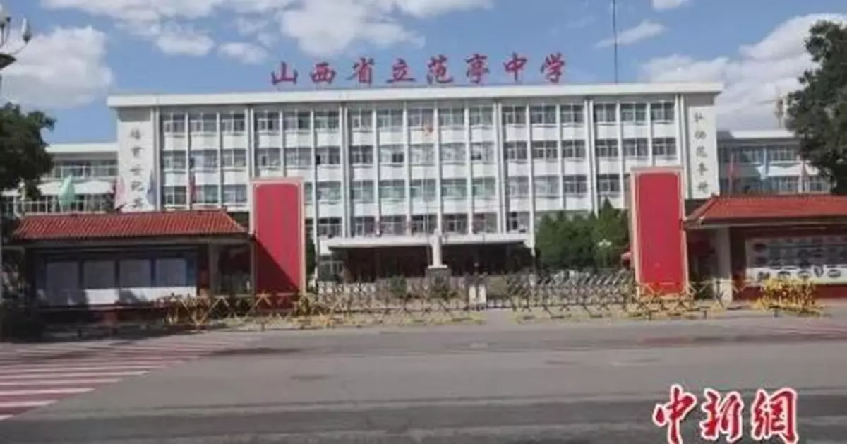 帶手機進校一概銷毀！「最嚴校規」引爭議