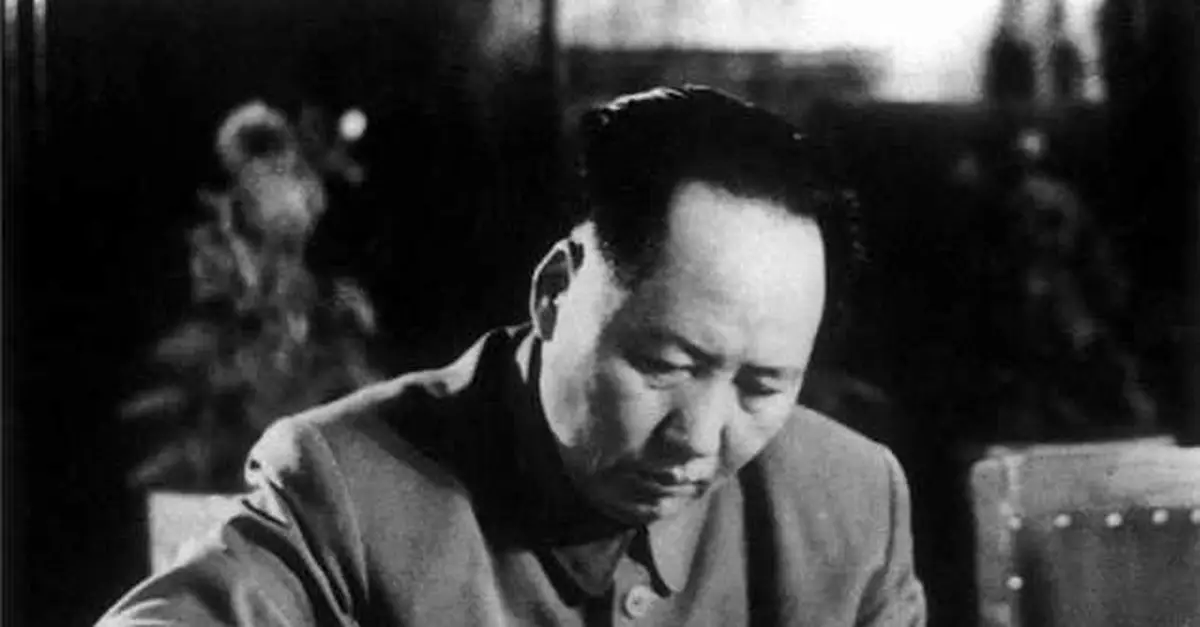 毛澤東晚年邀蔣介石「回老家看看」 蔣回了哪4個字