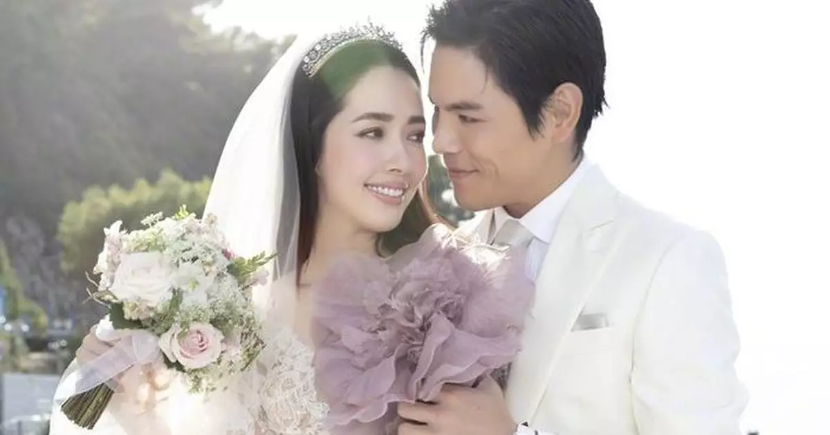 意國小島浪漫婚禮 向佐封郭碧婷做「小向太」