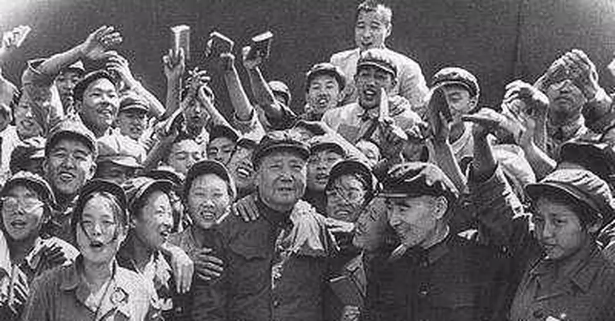 毛澤東扶植紅衛兵的初衷：防止中國被和平演變