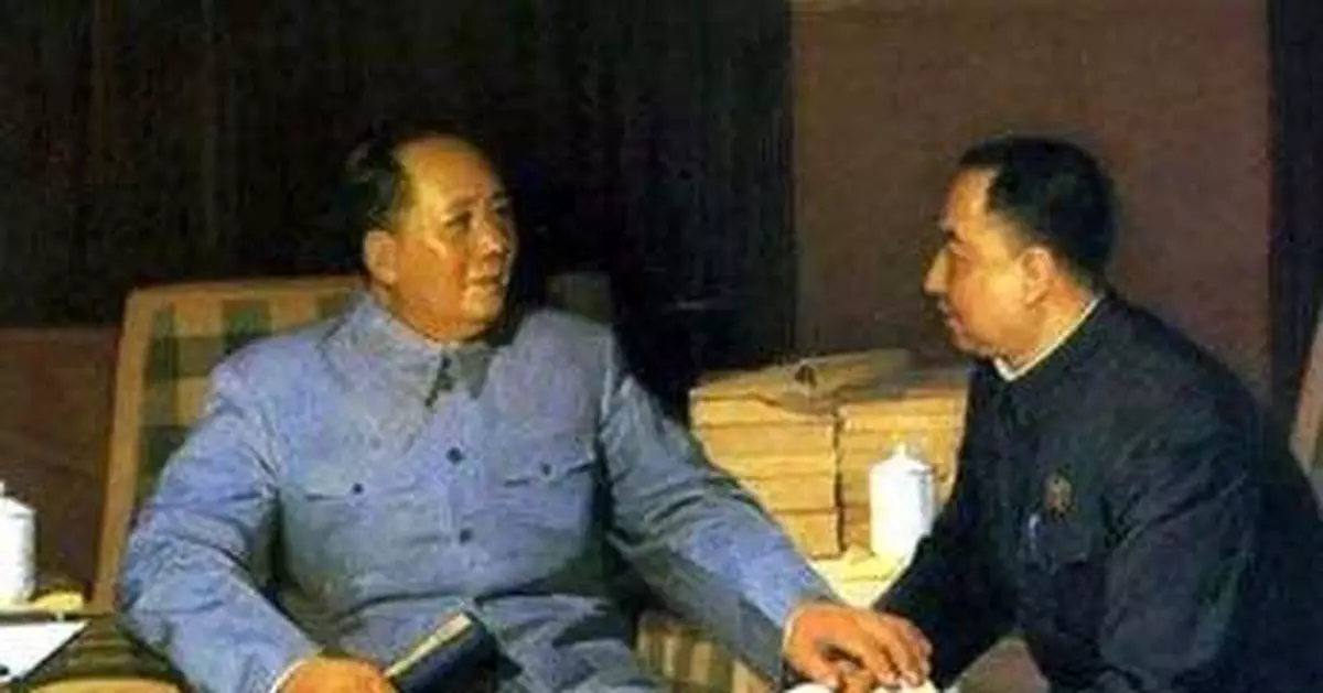 文革結束後為什麼把四人幫定位極右派