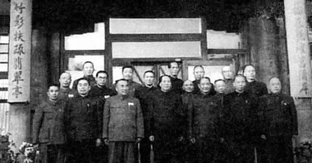 毛澤東為何徹底放棄挽救高崗：看不起軟骨頭