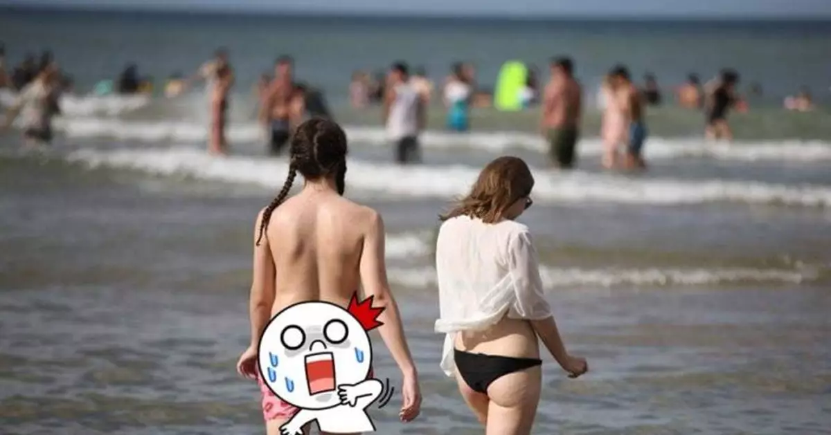 海祭辮子妹上空露美背 轉身網幻滅