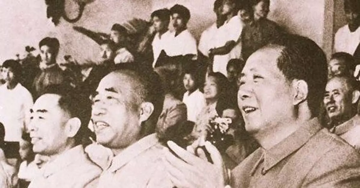 周恩來斥江青「怎能這樣」 毛澤東:用扁擔打出去