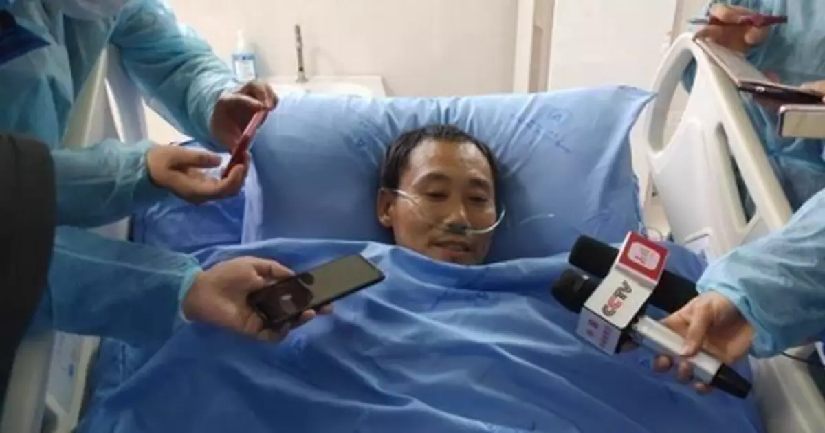 宜賓煤礦透水事故獲救礦工妻子：再也不讓他下井了