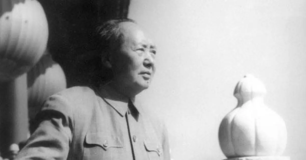 毛澤東何時首次宣佈中國人從此站立起來了?