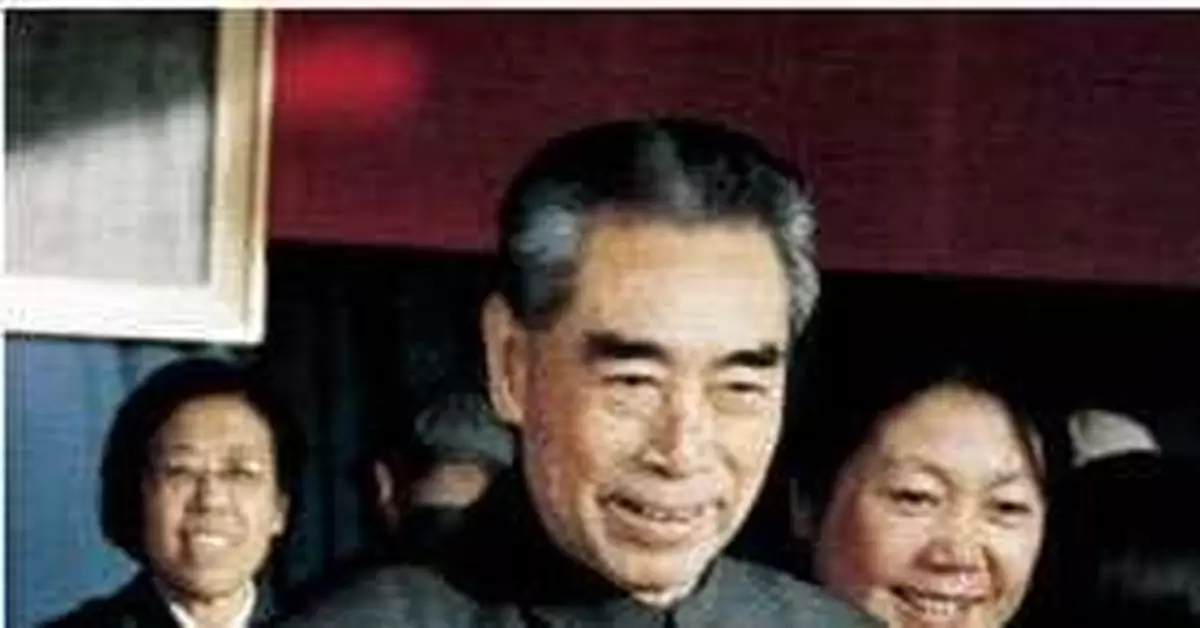 周恩來文革保幹部:帶頭做檢討 中南海設避難所