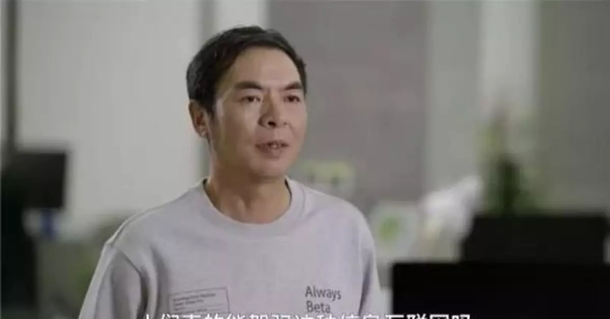 今早，張小龍承認微信兩個小失誤