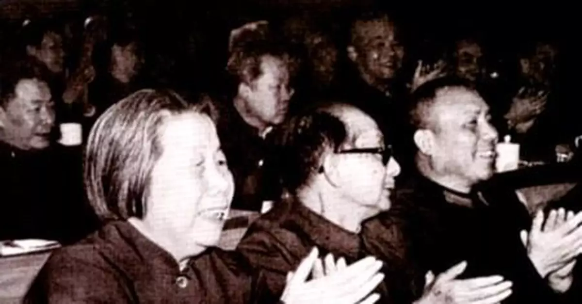 鄧穎超：當總理的夫人其實很難