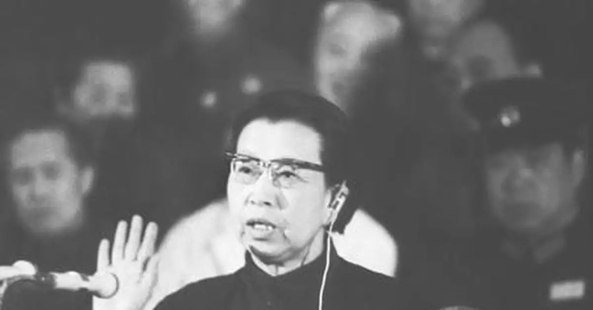 中共前總理回憶：四人幫當年是如何瞎折騰的?