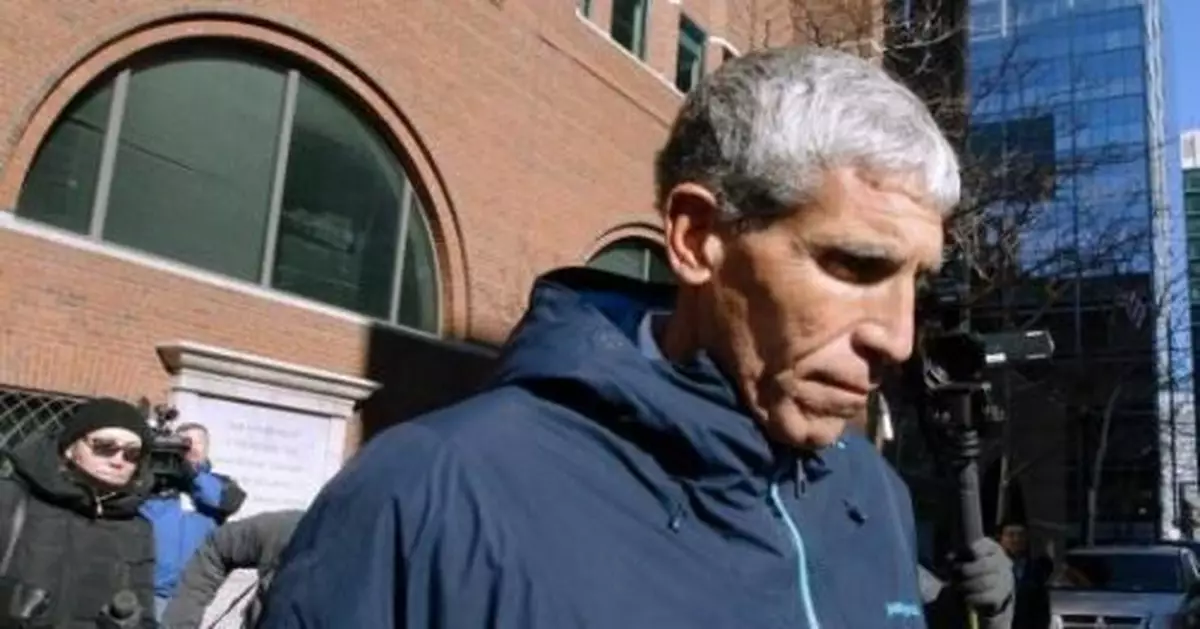 美國女星花50萬美元送女兒上名校 大量造假細節公佈