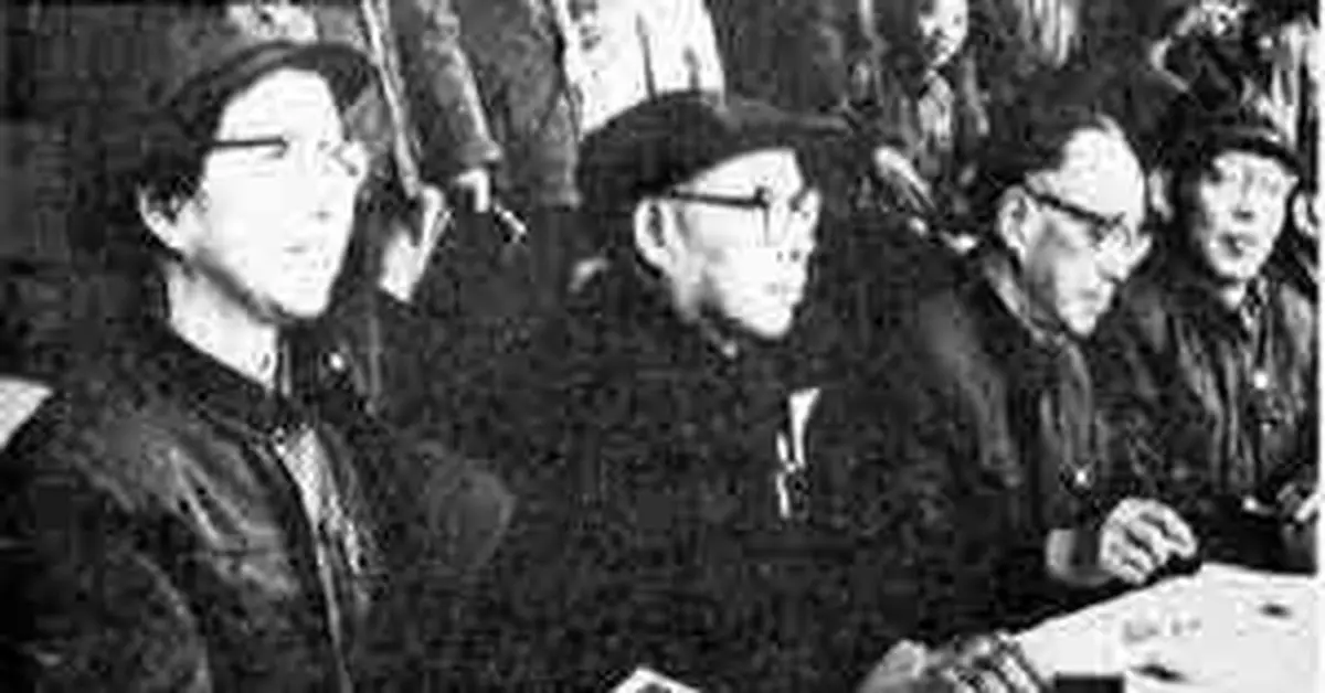 毛澤東兩大秘書陳伯達與江青明爭暗鬥始末