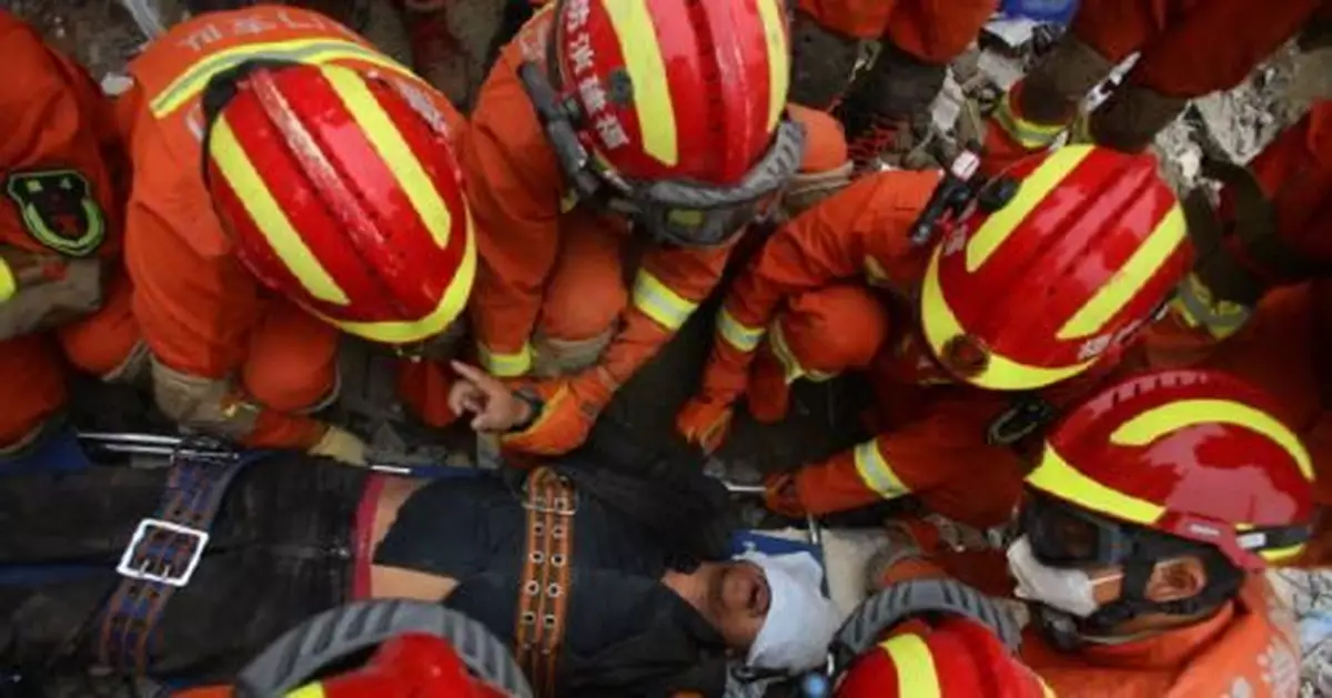 泉州坍塌酒店現場救出第48人 其妻子孩子仍待救援