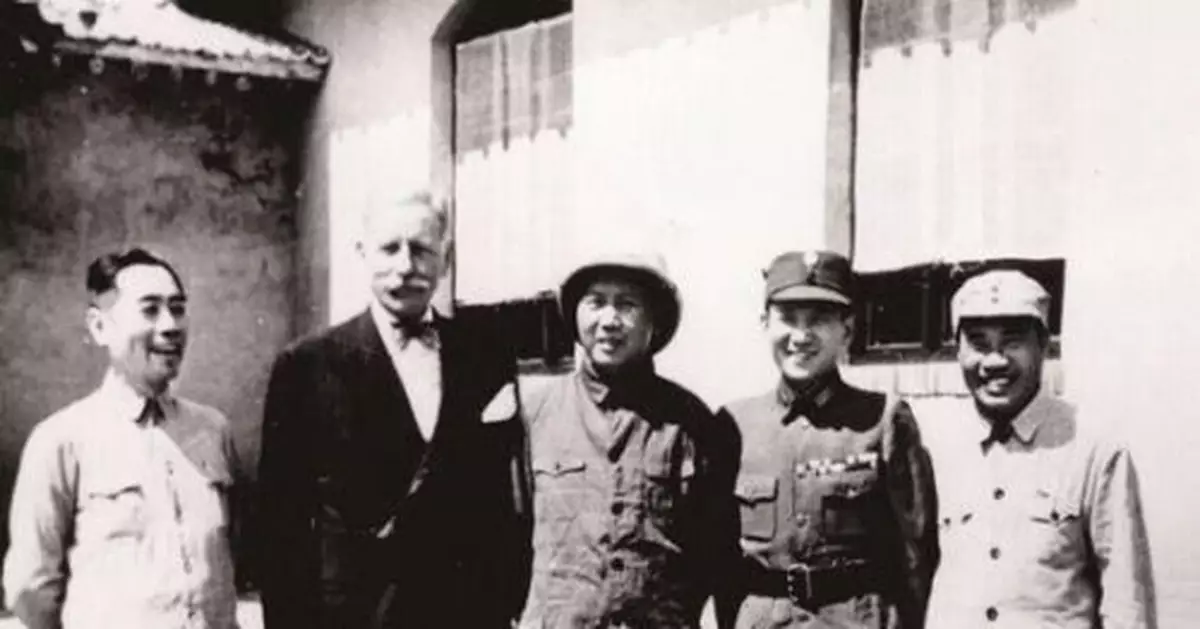 1944美總統特使飛往延安見毛澤東到底為了啥？