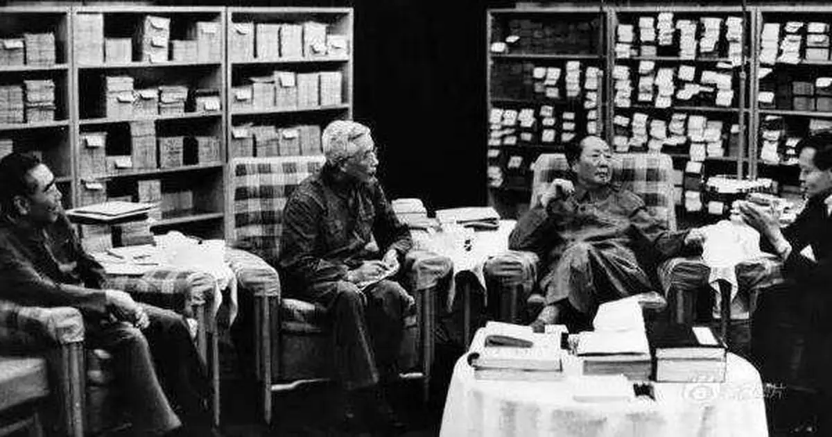 毛澤東晚年很少接見客人，卻破例接見了楊振寧和李政道