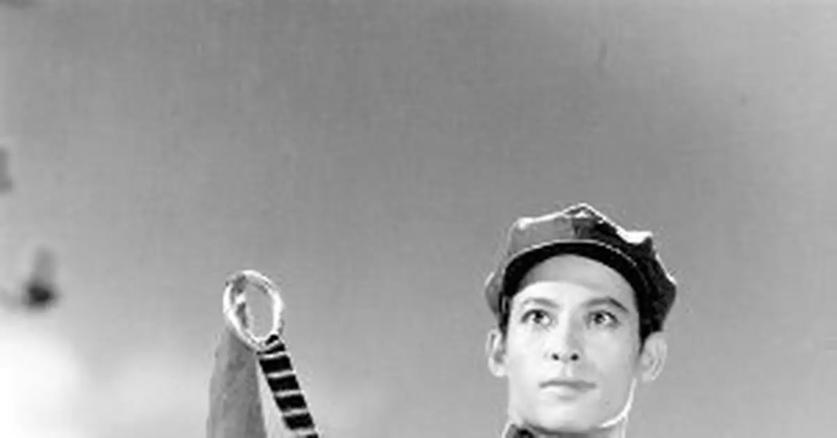 文革江青紅人荒淫:浴室旁辦公專潛規則女演員