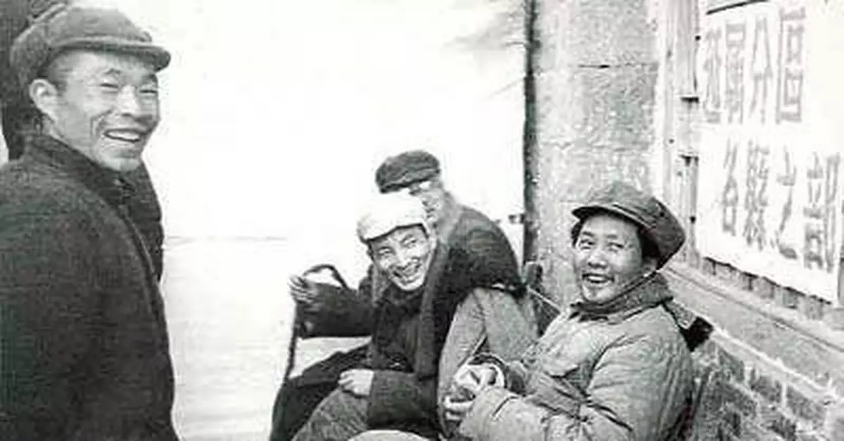 陳云：毛澤東吃雞是革命任務