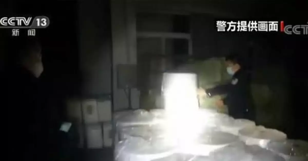 公安部嚴打倒賣熔噴布違法犯罪 抓獲犯罪嫌疑人42人