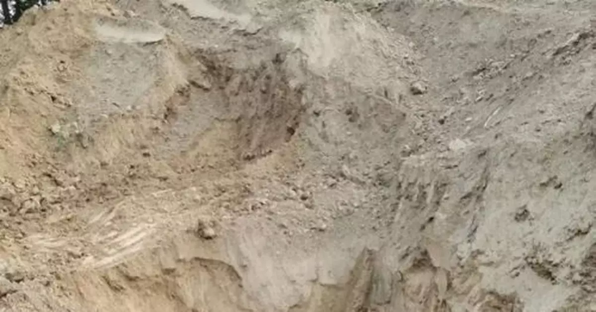 4個被壓埋兒童，3個破碎的家庭